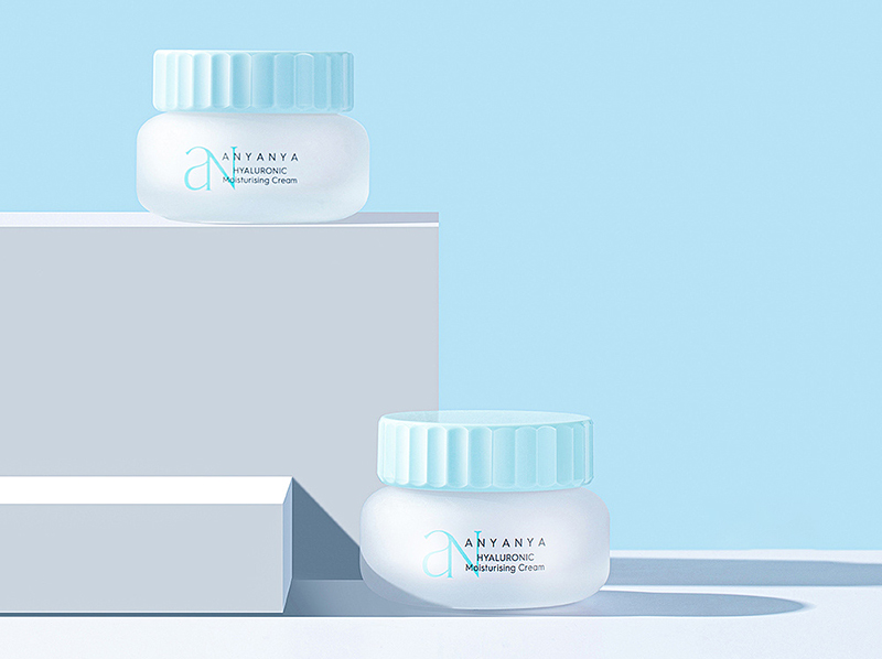 又一千亿级市场在国人脸上诞生，它会是国产护肤品弯道超车的新机会？