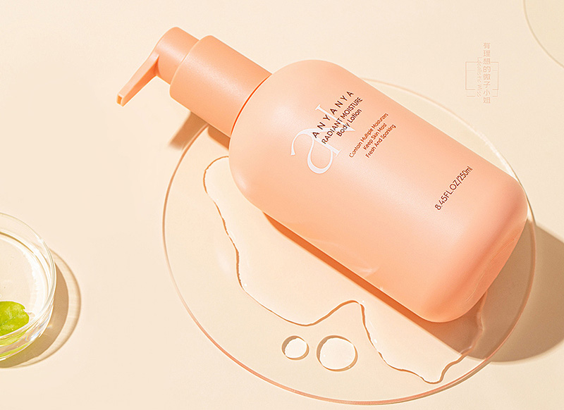 Dior“羽衣霓裳”杠上花西子，国际大牌也想做“中国风”