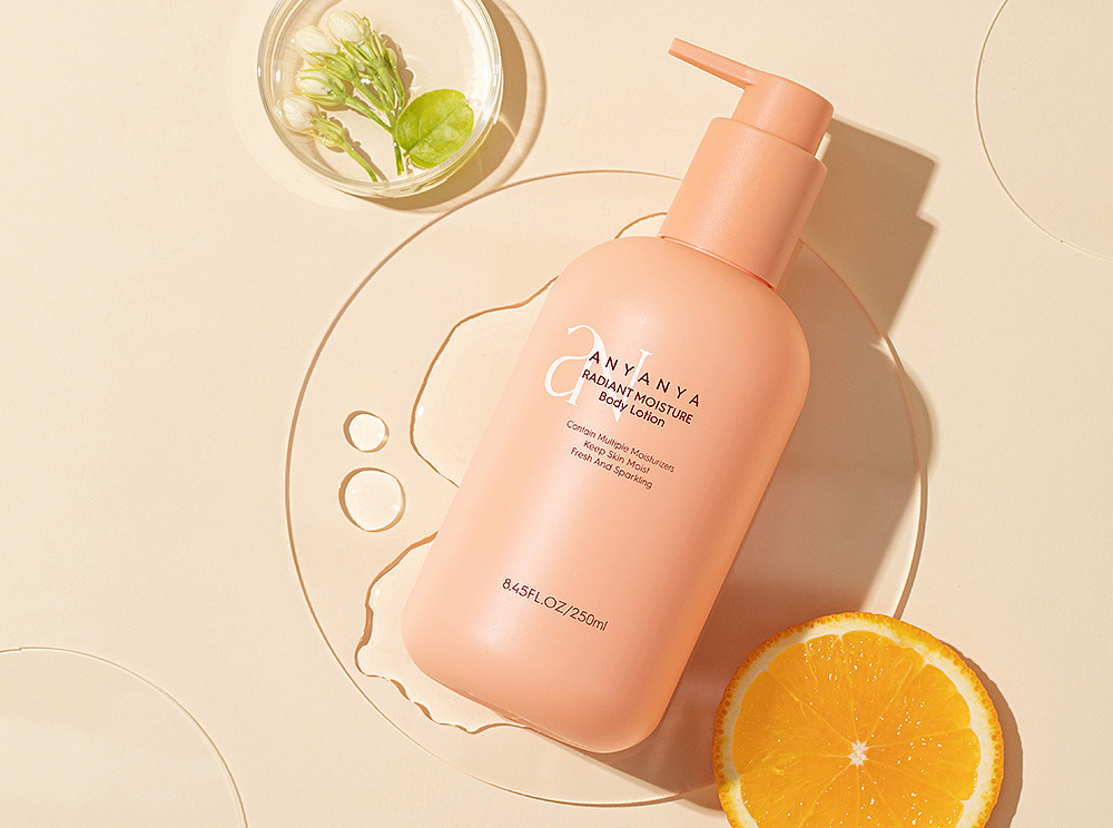 Dior“羽衣霓裳”杠上花西子，国际大牌也想做“中国风”