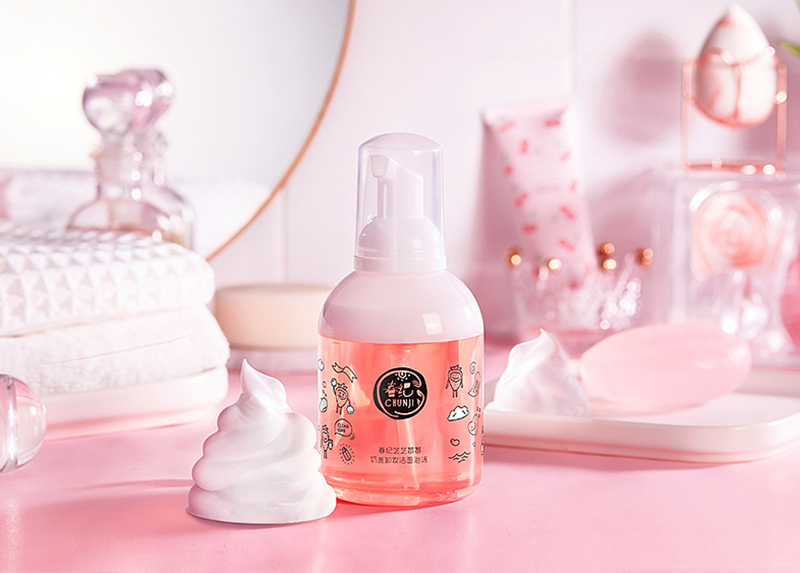 “小样女孩”们撑起百亿市场，却养不出一个小样帝国