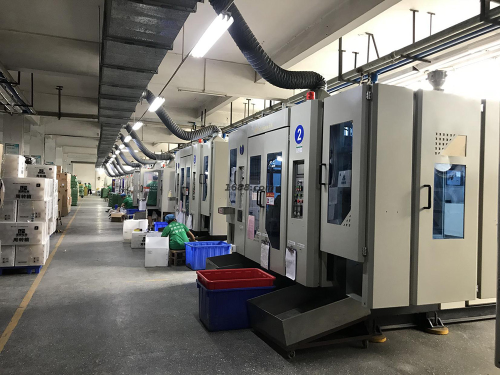 广州云辉塑料包装工厂实景