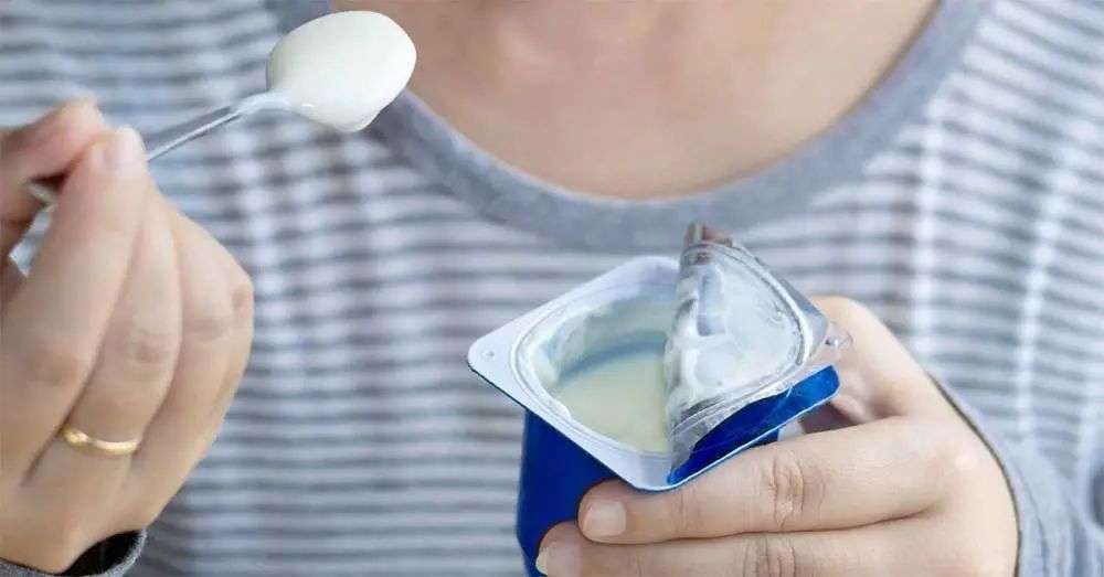 再也不用「挤牙膏」，高露洁换上的「润滑剂」包装，让牙膏从此一滴不剩