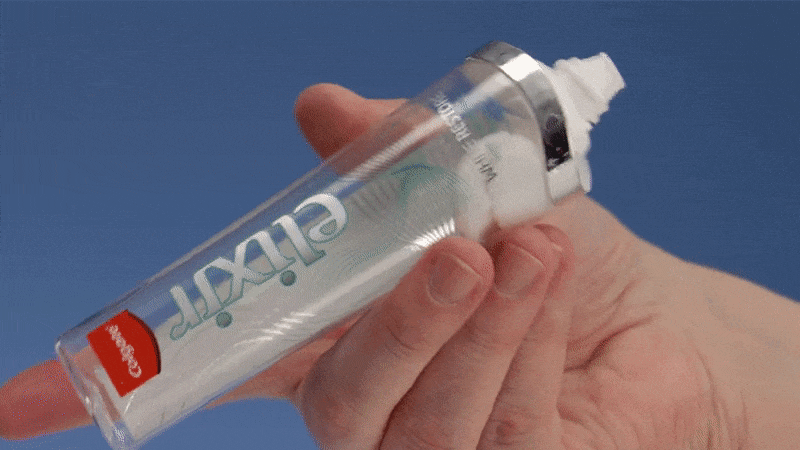 再也不用「挤牙膏」，高露洁换上的「润滑剂」包装，让牙膏从此一滴不剩
