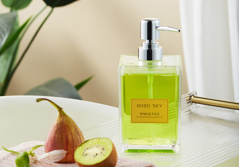 广东pet瓶生产厂家谈如何用包装惊艳消费者？