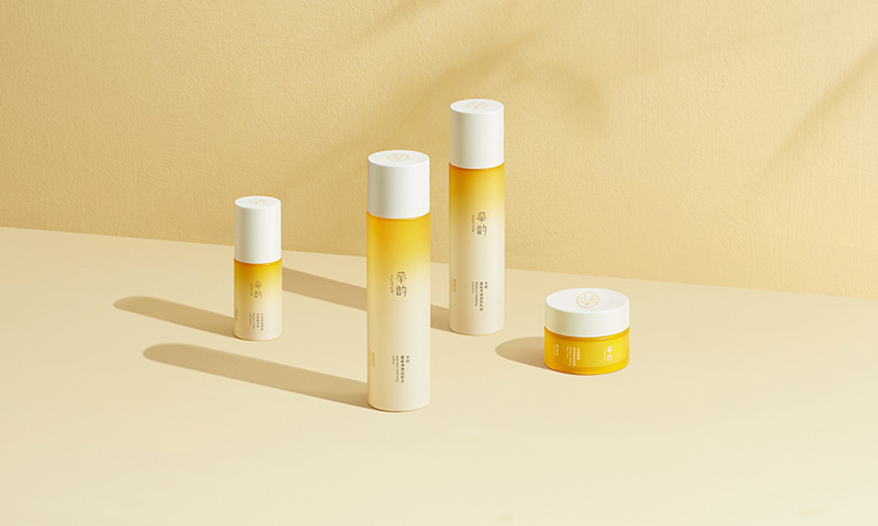 便携式化妆瓶包装瓶：随时随地，美丽不打烊